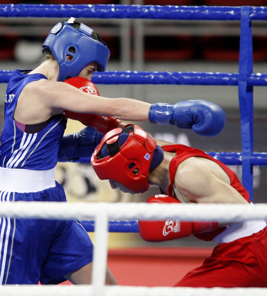 Armenian flyweight boxer Anush Grigoryan continued her fine form with victory over Britain's Crystal Barker in the quarter-finals of the AIBA Youth Boxing World Championships ©Getty Images