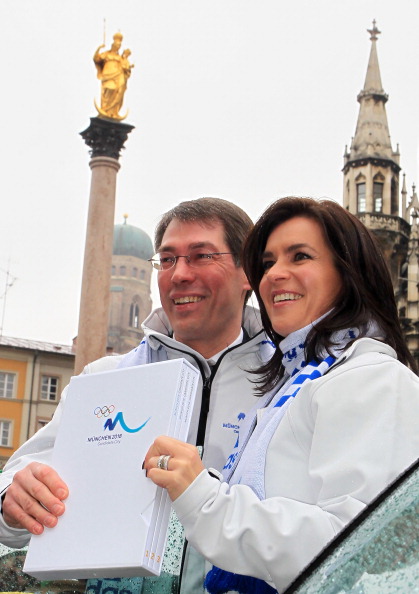 Bernhard Schwank, pictured alongside Munich 2018 chairman Katarina Witt, played a key role in the ultimately unsuccessful bid for the Olympics and Paralympics ©Bongarts/Getty Images
