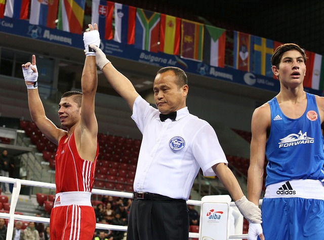 Bulgarian Daniel Asenov celebrates his win over Pavel Fedorov of Russia at the Youth Boxing World Championships ©AIBA