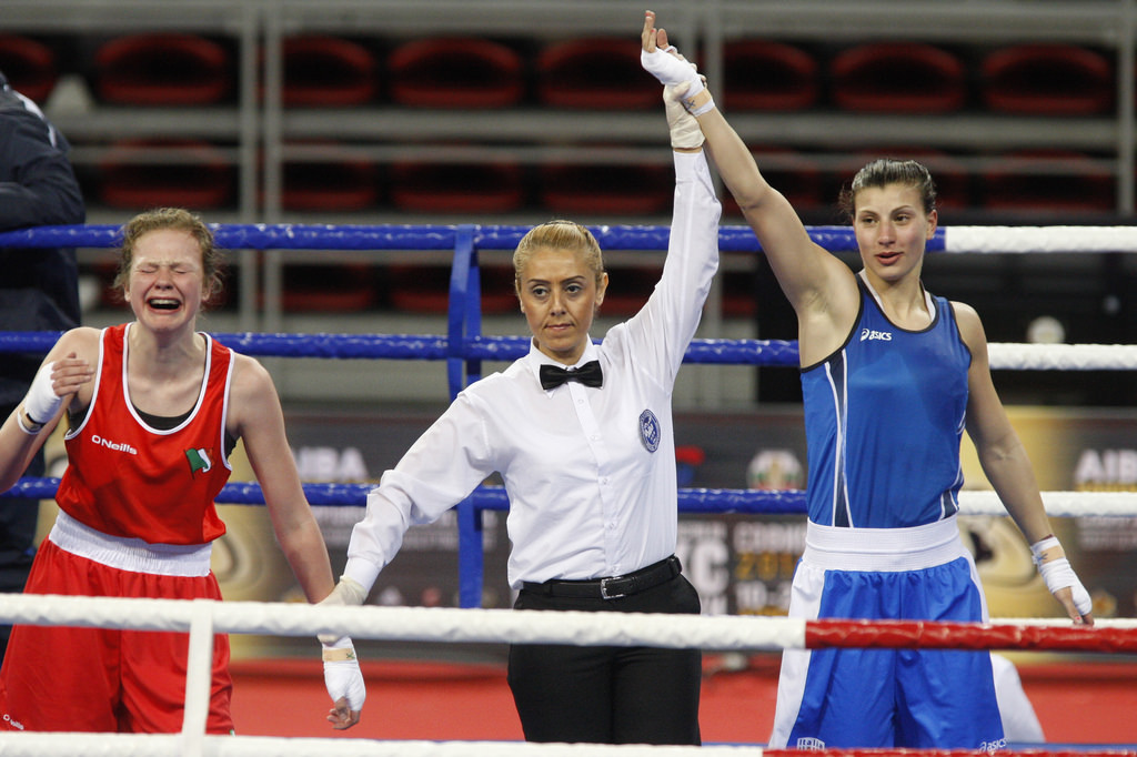 Monica Floridia overcame Ireland's defending AIBA junior world champion Ciara Ginty in the women's lightweight division to progress to the semi-finals in Sofia ©Getty Images