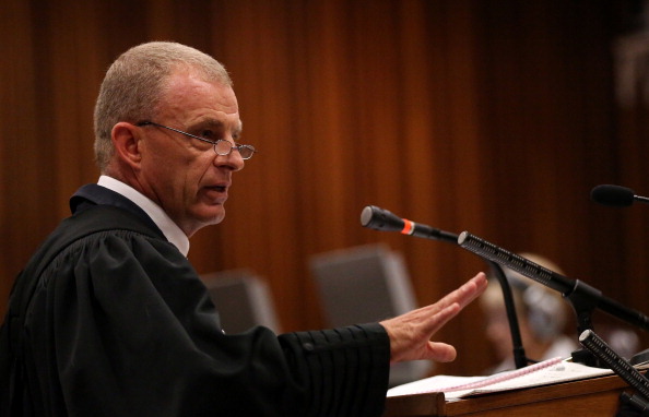 Prosecution lawyer Gerrie Nel has put Oscar Pistorius under pressure with fierce questioning ©AFP/Getty Images
