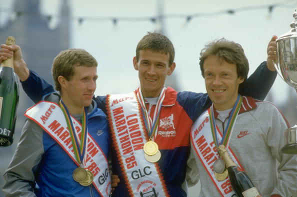 Steve Jones pictured centre after winning the 1985 London Marathon with fellow Britons Allister Hutton, who was third, left, and runner-up Charlie Spedding right ©All Sport/Getty Images