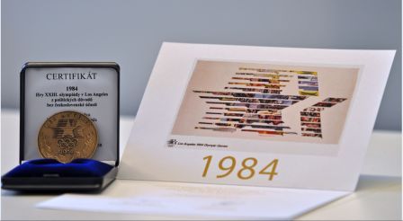 A special medal and certificate was handed to the athletes who missed out on competing at Los Angeles 1984 ©Czech Olympic Committee