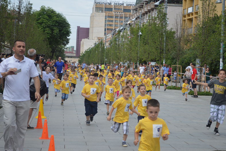 An annual Olympic Day is held in Kosovo to encourage sporting participation ©KOC
