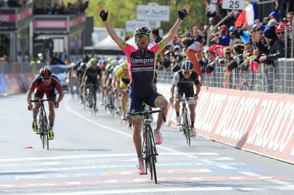 Diego Ulissi celebrates as he wins the fifth leg of the Giro D'Italia ©AFP/Getty Images