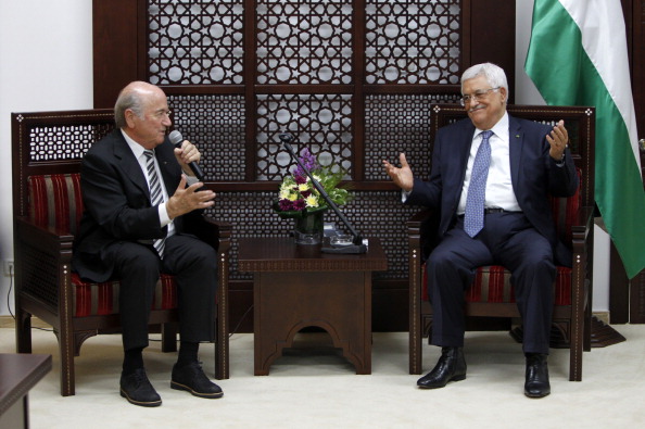 FIFA chief Sepp Blatter met with Palestinian President Mahmoud Abbas during his visit to the region ©AFP/Getty Images