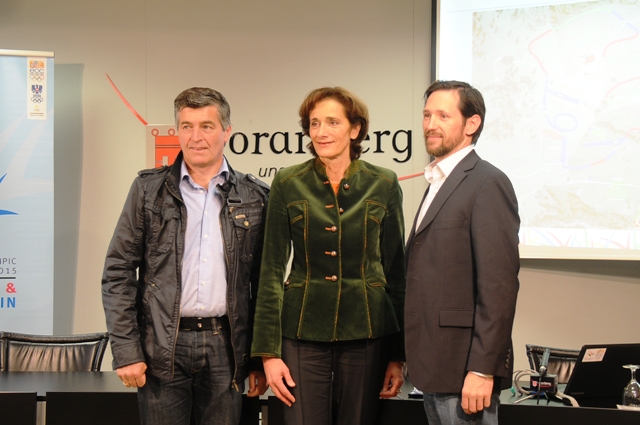 From left to right: Bürserberg Mayor Fridolin Plaickner, Vorarlberg's Minister for Sport Bernadette Mennel and EYOF 2015 chief executive Philipp Groborsch