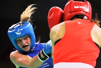 Kristy Harris left is one of three women who will represent Australia in the boxing ring at this years Commonwealth Games