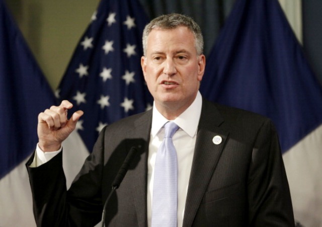 New York City Mayor Bill de Blasio is thought to be put-off bidding for the 2024 Olympics due to the cost of running a campaign ©Getty Images 