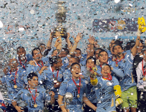 Uruguay celebrate winning the 2011 Copa America in Argentina ©Getty Images