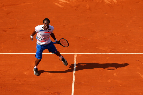 A bizarre third round fixture saw Gael Monfils beat Fabio Fognini in a gruelling five-setter with the players recording 137 unforced errors between them ©Getty Images