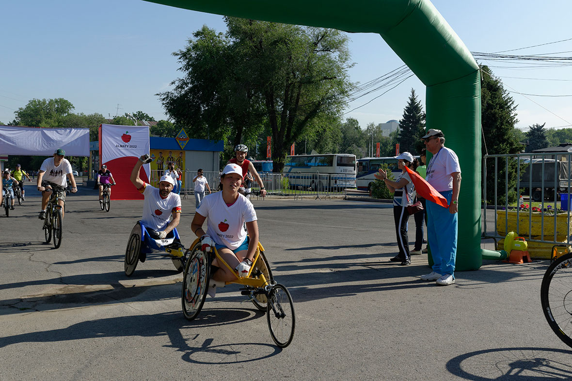 Paralympians were among local residents who took to the streets of Almaty to show their support for the city's bid to host the 2022 Winter Olympics and Paralympics ©Almaty 2022