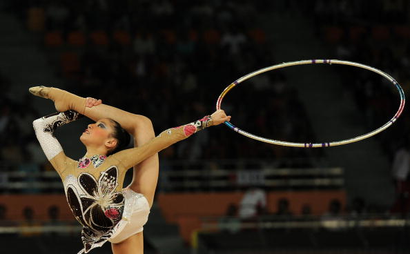 Elaine Koon won five rhythmic gymnastics medals at the Delhi 2010 Commonwealth Games ©AFP/Getty Images