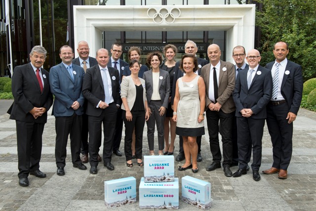 Lausanne 2020 have submitted their bid documents to the IOC in Lausanne ©Lausanne 2020