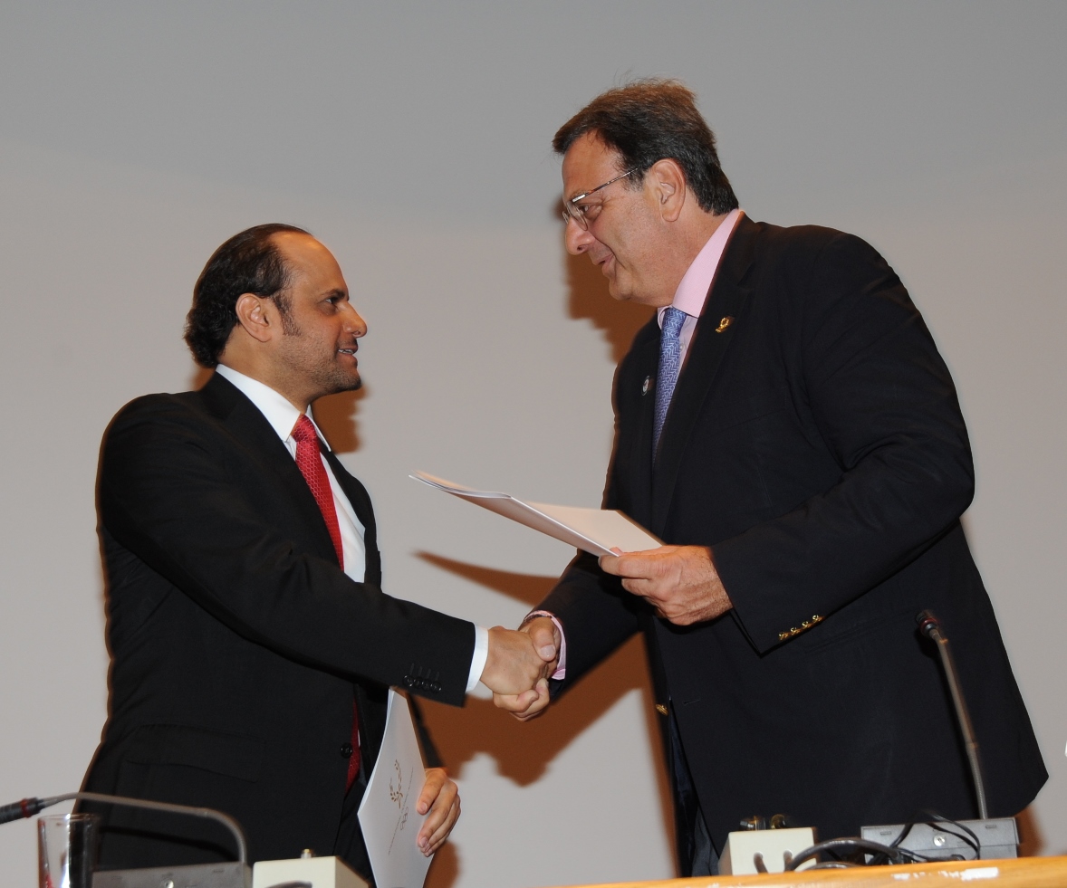 Qatar Olympic Committee secretary general Sheikh Saoud bin Abdulrahman Al Thani has signed an MoU with the International Olympic Academy, who were represented by its President Isidoros Kouvelos ©QOC
