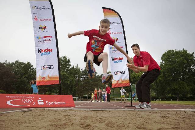 Nearly 1,000 German Sports Tour badges were handed out in Giessen ©DOSB