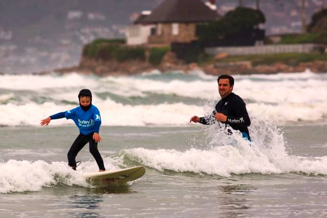Surfers took to the water to join in Olympic Day celebrations ©ISA