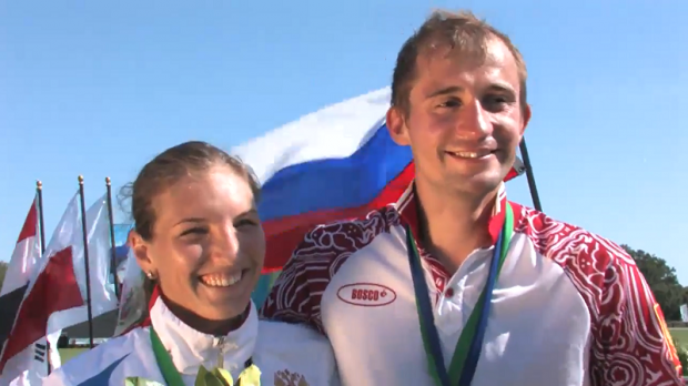 Ekaterina Khuraskina and Aleksander Lesun of Russia take gold in the Mixed Relay at the Modern Pentathlon World Cup in Sarasota ©UIPM