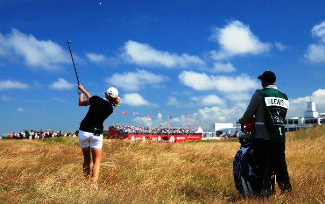 Defending champion Stacy Lewis plays her approach shot to the 18th at Royal Birkdale on her way to a round of 71 ©Getty Images 