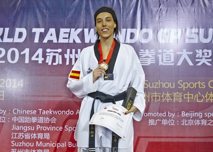 Eva Calvo Gomez poses with her under 57kg gold medal on the final day of the WTF Grand Prix ©WTF