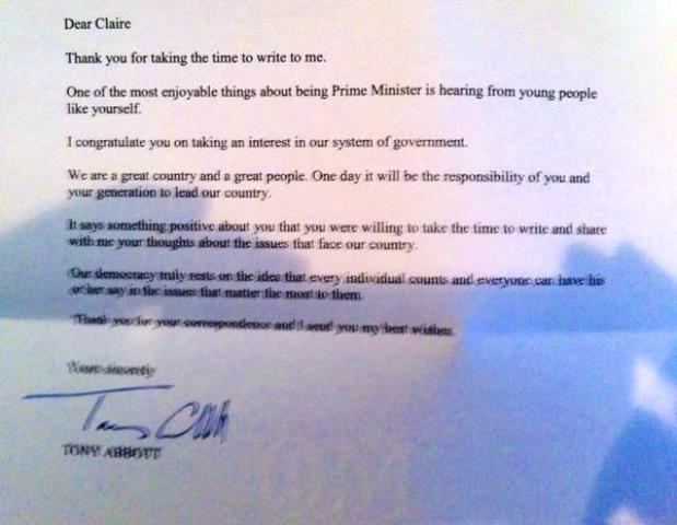 Claire Falls tweeted a picture of the letter she received from Australian Prime Minister Tony Abbott ©Twitter