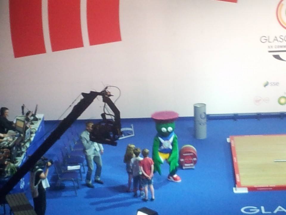 Clyde the Mascot demonstrating his best clean and jerk ©ITG