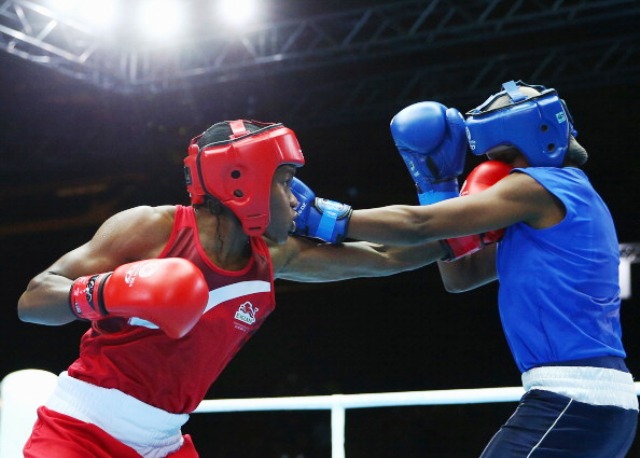 Headguards are still a requirement in elite women's boxing which is making its Commonwealth Games debut in Glasgow ©Getty Images 