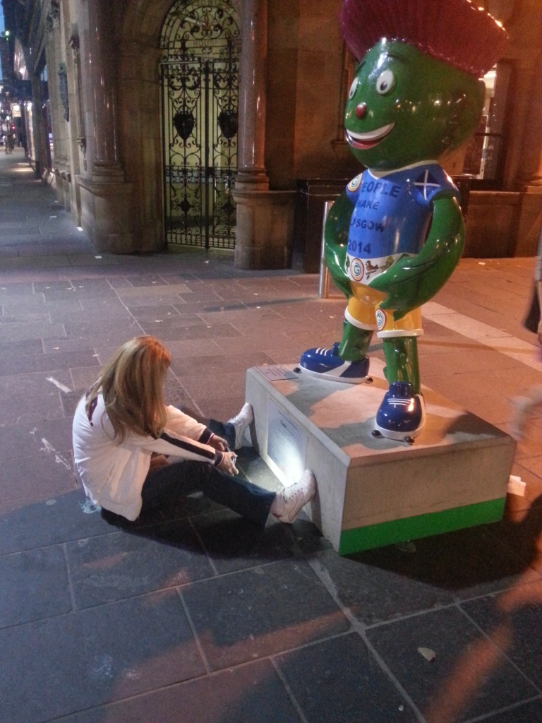 ITG managing director Sarah Bowron sruggles to scan the QR code on a Clyde ©ITG