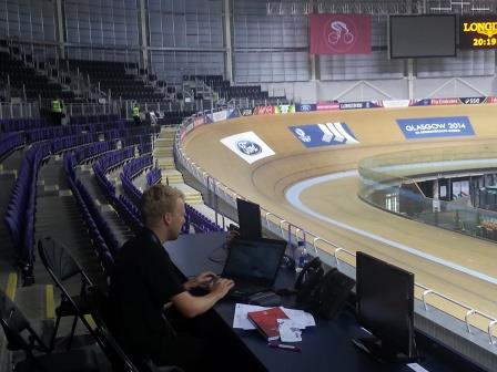 Reporter Paul Osborne is the last man standing in the Sir Chris Hoy Velodrome ©ITG