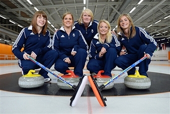 Rhona Howie (centre) has stepped down as head coach of Britain and Scotland's women's curling teams ©Getty Images 