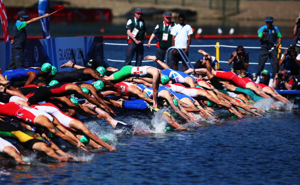 The men's triathlon began with one enormous splash as 47 athletes took to the water ©Getty Images