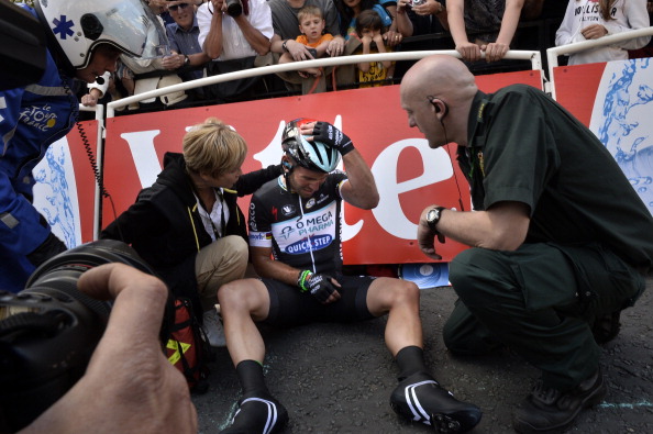 Mark Cavendish cut a forlorn figure after his chances of winning on home turf ended with a crash ©AFP/Getty Images