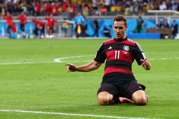 Miroslav Klose's 16th World Cup goal broke Ronaldo's tournament record ©Getty Images 