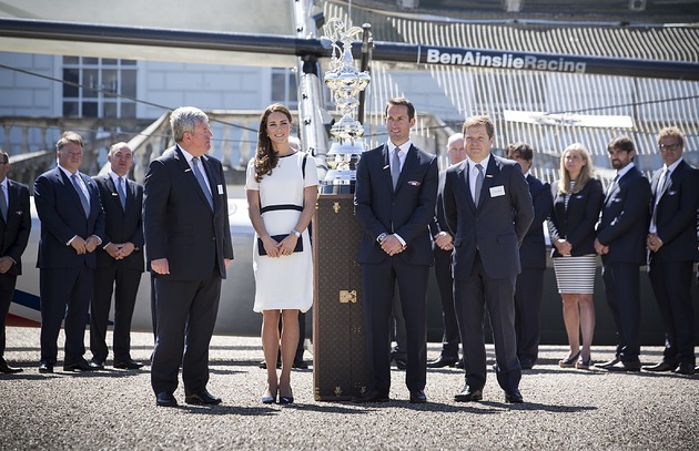 Sir Ben Ainslie was alongside the Duchess of Cambridge and LOCOG deputy chairman Sir Keith Mills at the unveiling ©Ben Ainslie Racing