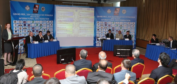 Vladimir Barta opened the draw for the Ulaanbaatar Grand Prix ©IJF