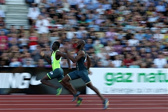 Grenada's Olympic 400m champion Kirani James (left) en route to victory over world champion LaShawn Merritt at the Lausanne IAAF Diamond League meeting in a national record of 43.74sec ©Getty Images