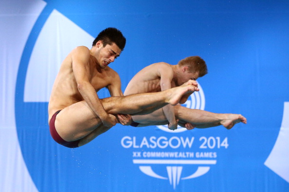 Chris Mears (left) and Jack Laugher of England on their way to gold in the men's synchronised 3m springboard final ©Getty Images