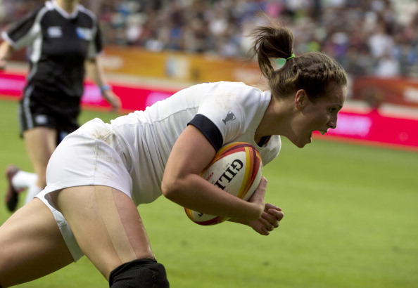 Emily Scarratt scored a try minutes from full time to seal victory for England ©AFP/Getty Images