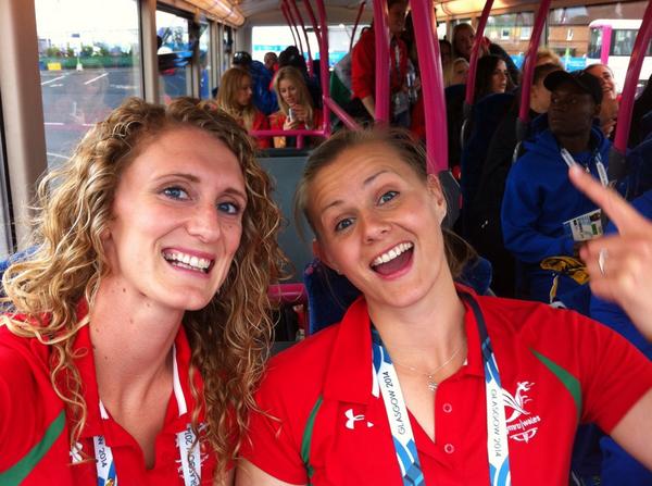Team Wales' Katie Morgan and Becky James joining in with the Closing Ceremony selfie craze ©Twitter