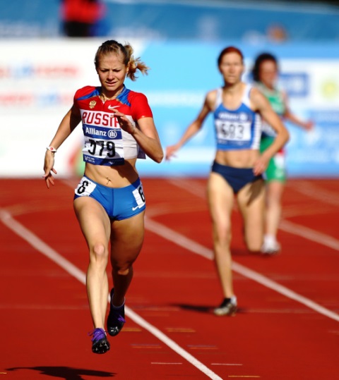 Margarita Goncharova put in a superb last 100m to help Russia claim a European title and world record in Swansea ©Getty Images