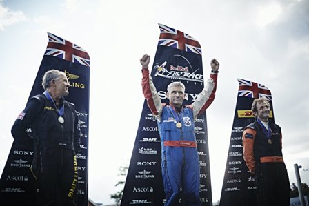 Paul Bonhomme (centre) is at the top of the sport of air racing, with a record 15 career wins to his name ©Red Bull