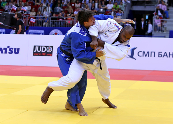 Teddy Riner beat Ryu Schichinohe to retain his world title in the over 100kg category but was critical of the tactics of his Japanese opponent ©IJF