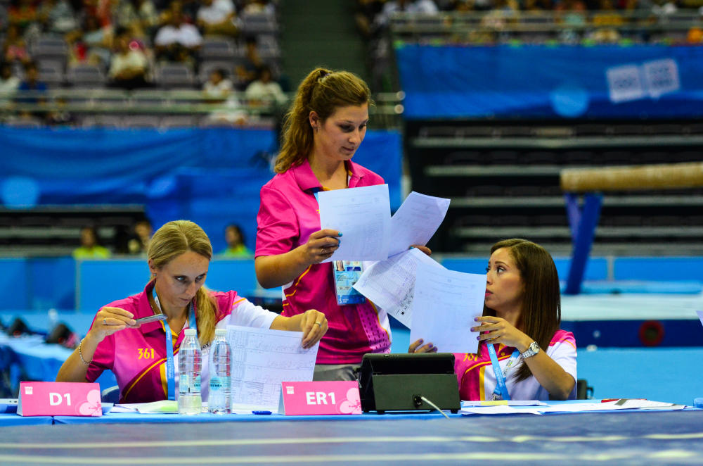 There was plenty of deliberating to be done by the judges in the gymnastics today ©Nanjing 2014