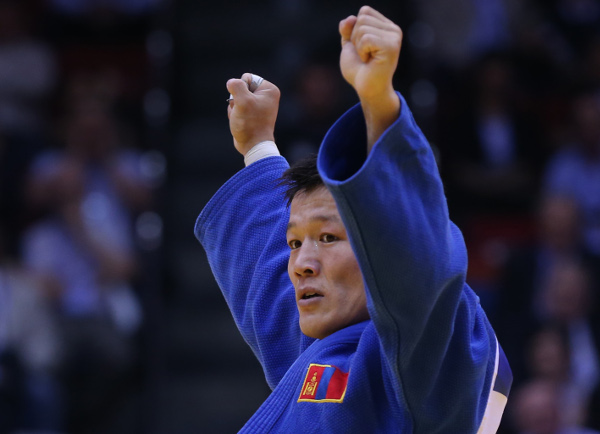 Mongolia's Boldbaatar Ganbat triumphed in the final of the men's under 60kg over Russian favourite Beslan Mudranov ©IJF