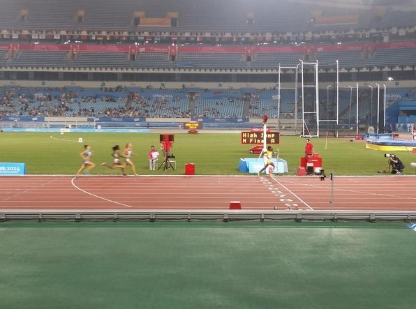 Martha Bissah wins gold in the women's 800m ©Twitter