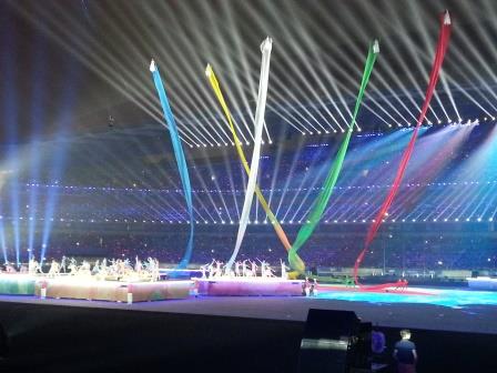 Ribbons in the Olympics colours ©ITG