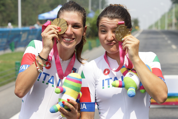 Sofia Beggin and Chiara Teocchi of Italy earned top spot in the women's cycling team event ©Getty Images