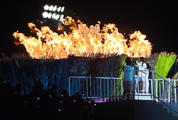 Actress Lee Young Ae lit the Flame ©AFP/Getty Images