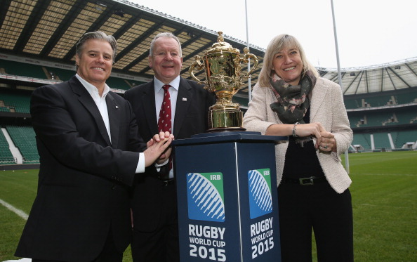 Brett Gosper IRB Chief Executive Bill Beaumont RFU Chairman and Debbie Jevans England Rugby 2015 chief executive with the Webb Ellis Cup ©Getty Images