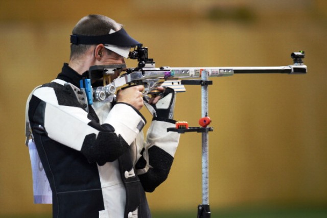 Cyril Graff of France set a world record in the men’s 300m rifle competition in Granada on his way to gold ©Getty Images